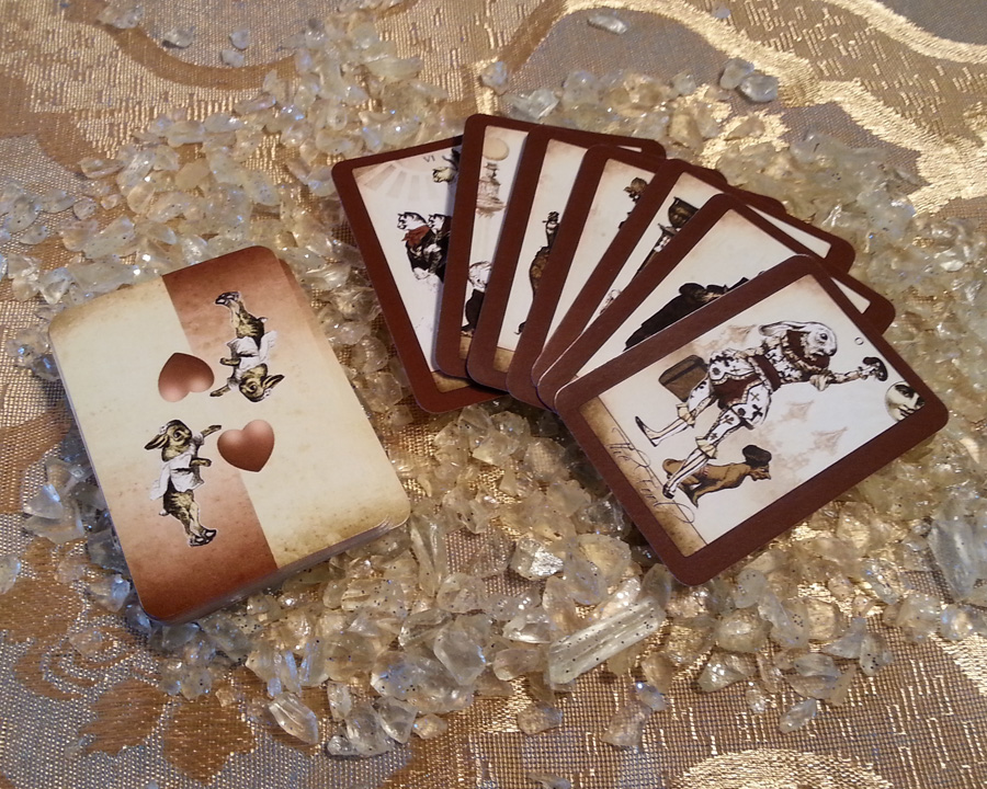 The Isidore Tarot Mini Valentine Deck Special Packaging